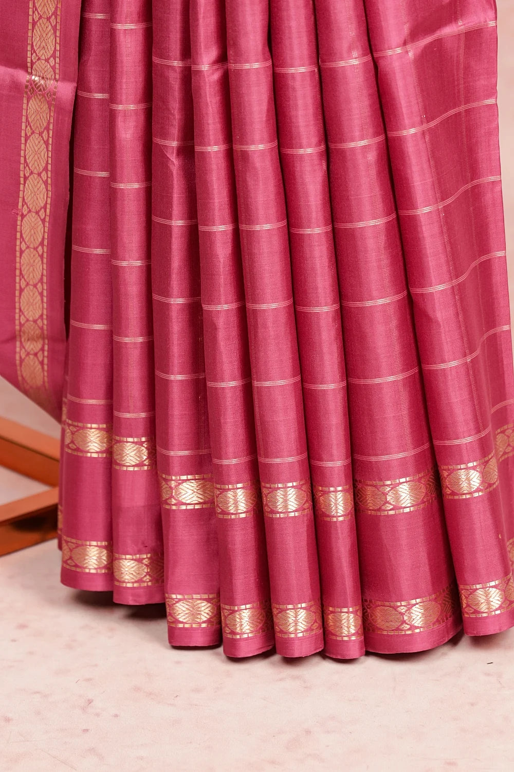 Onion Color Kancheepuram Silk Saree