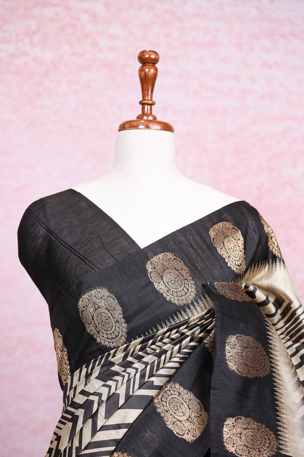 Cream Semi Tussar Saree - Seematti