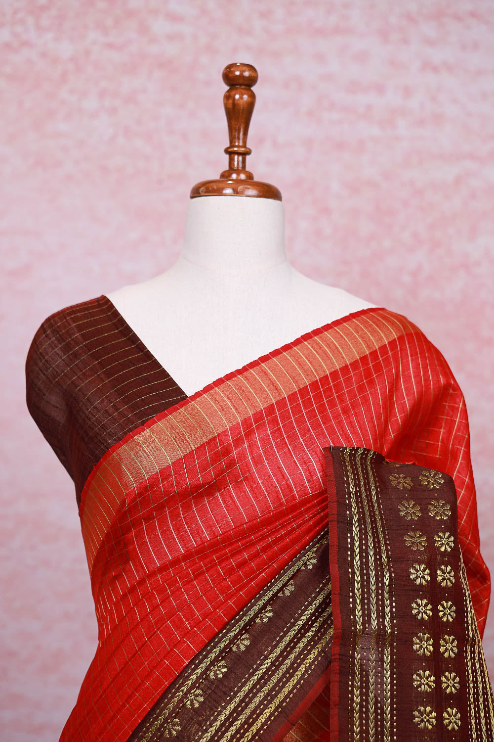 Chilly Red Semi Jute Saree