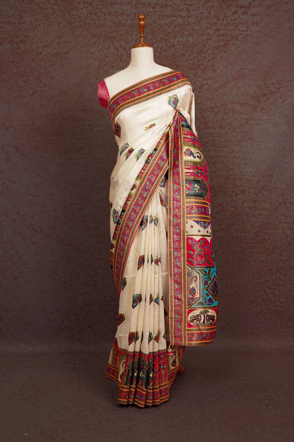 Cream Crepe Saree