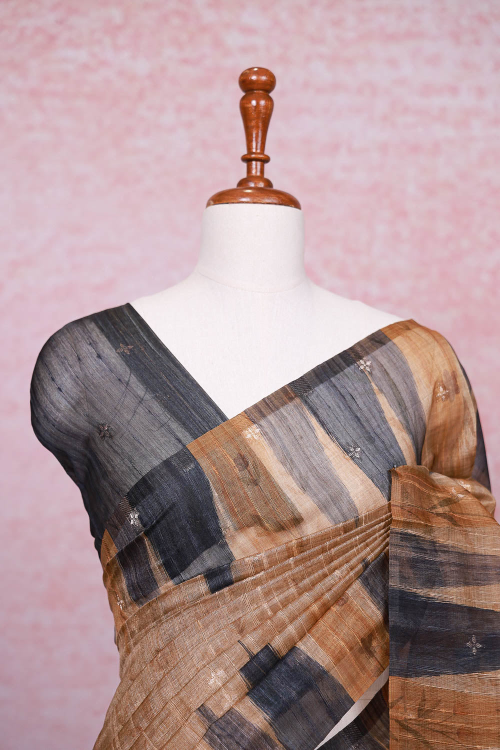 Gold Semi Tussar Saree