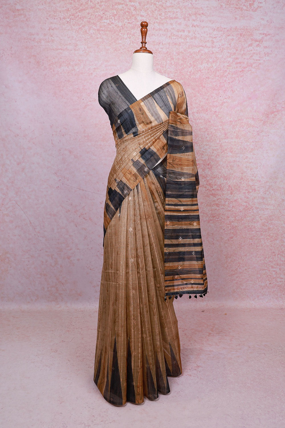 Gold Semi Tussar Saree