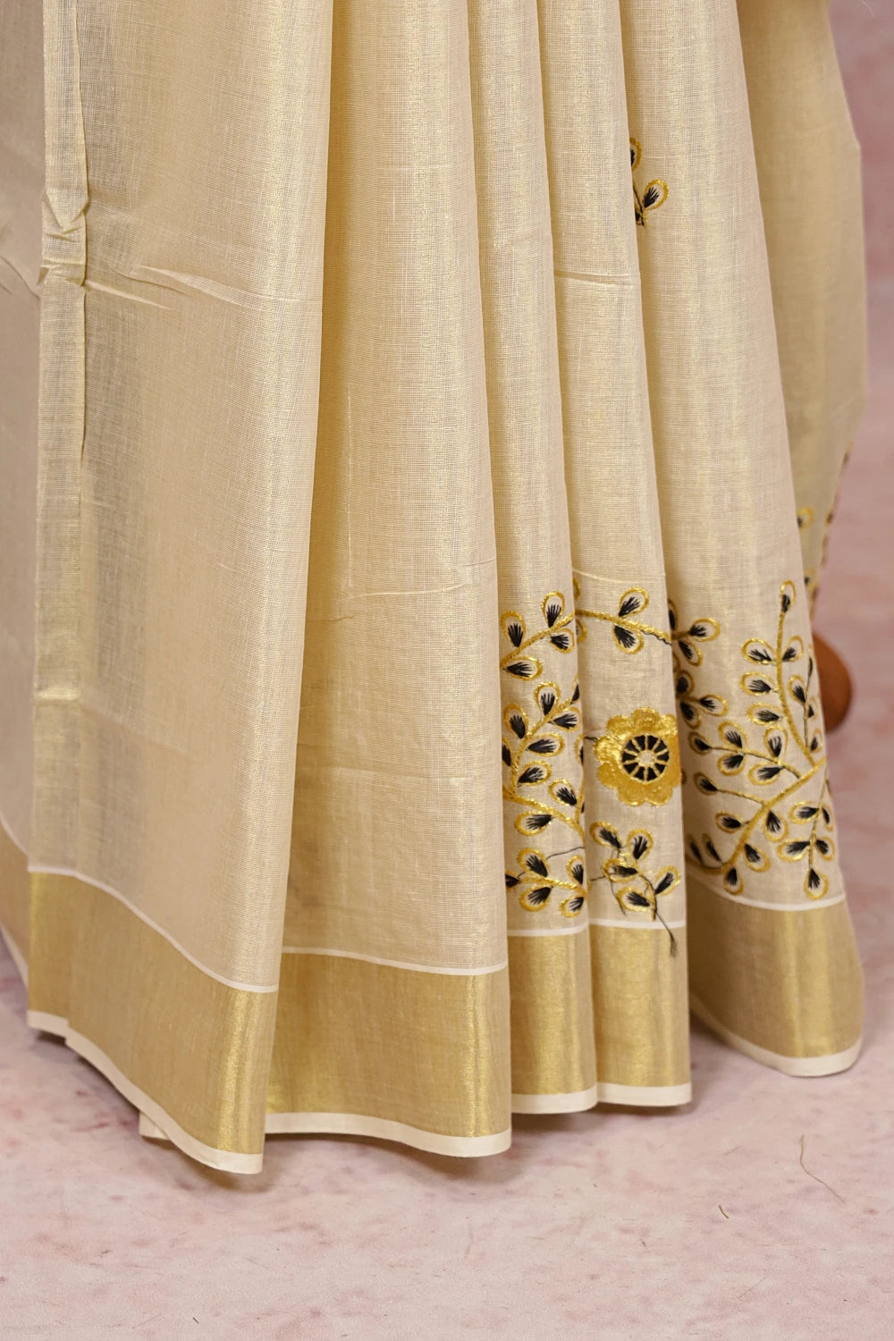Golden Semi Tissue Kerala Saree