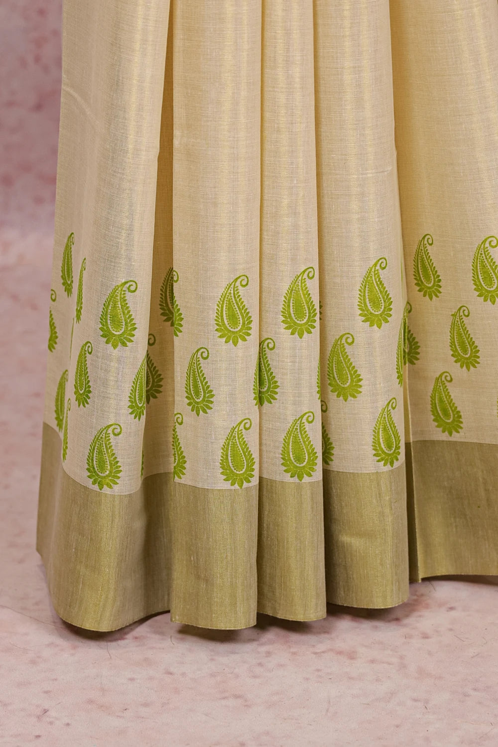 Golden Semi Tissue Kerala Saree