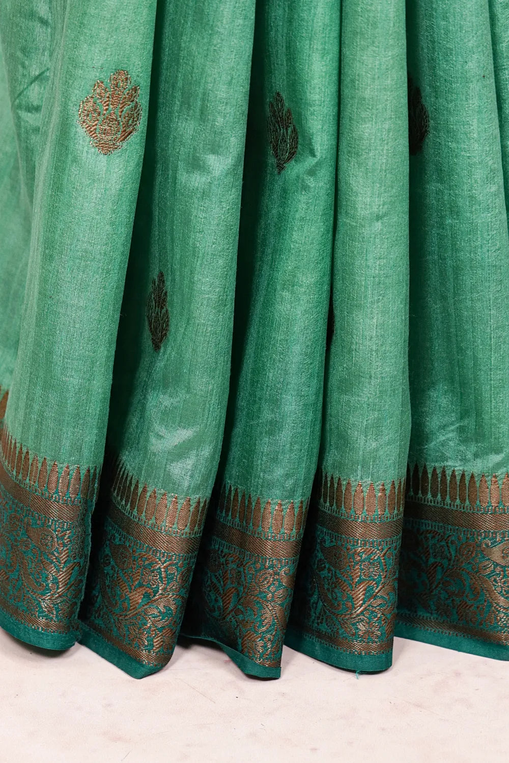 Sapphire Green Semi Jute Saree