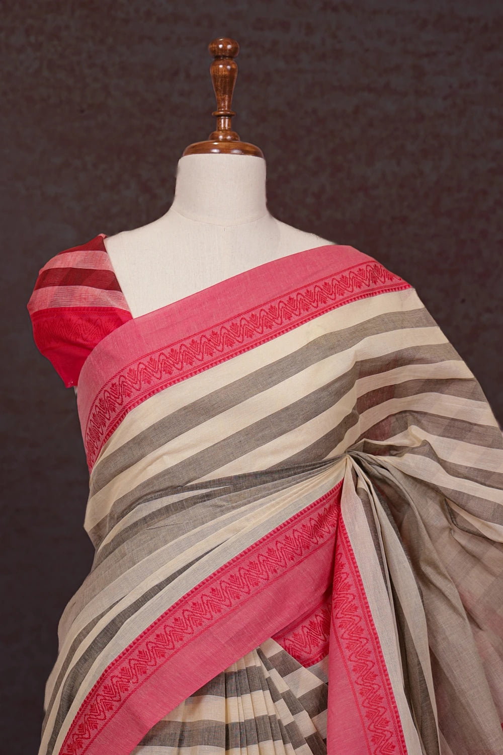 Chikku Color Cotton Saree