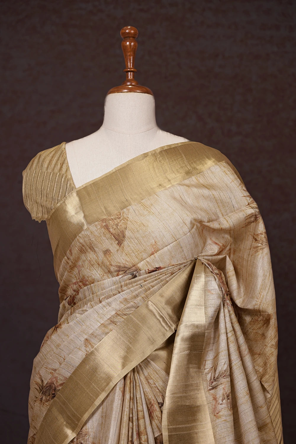 Chikku Color Semi Tussar Saree