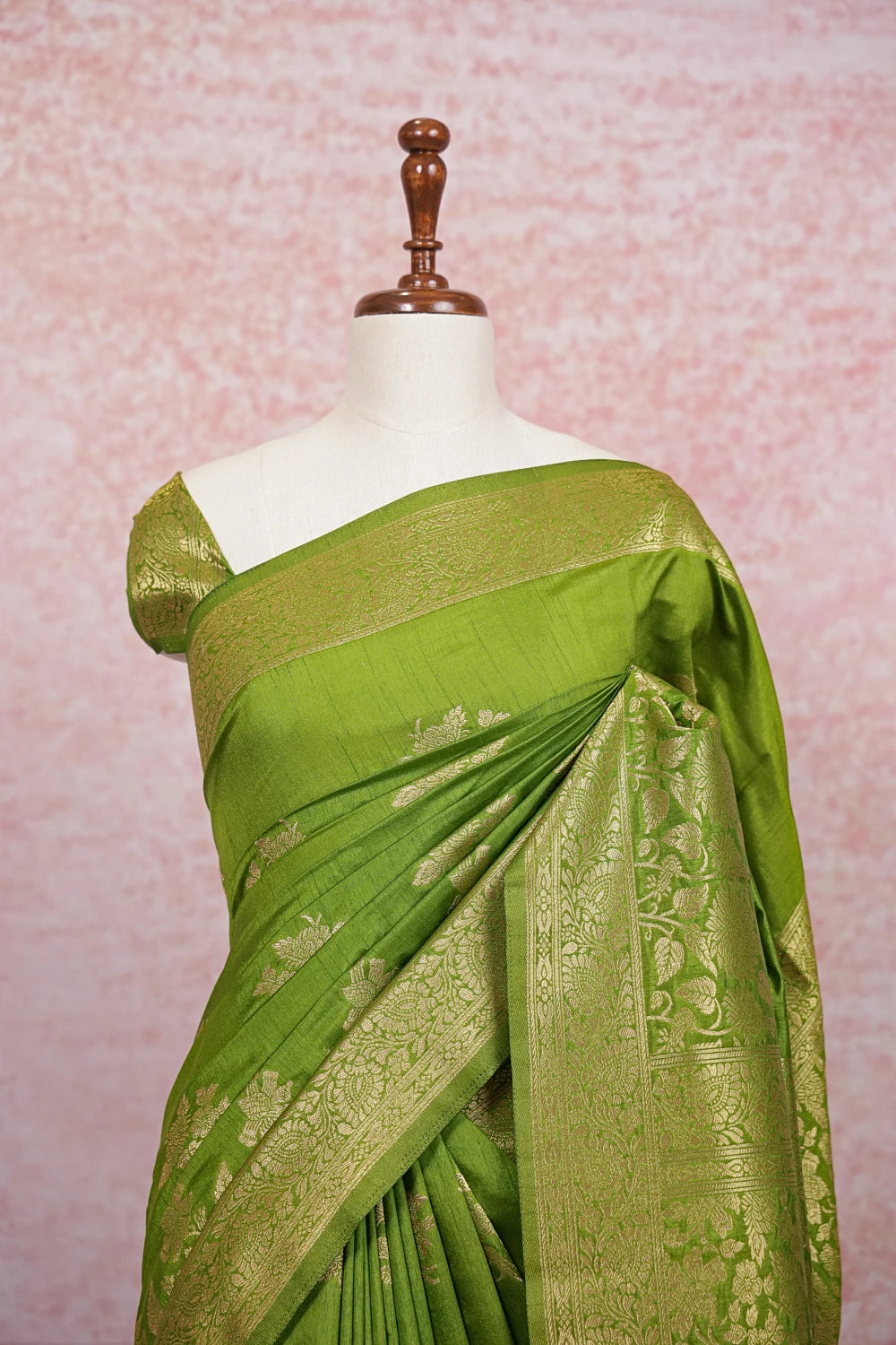 Parrot Green Semi Banarasi Saree