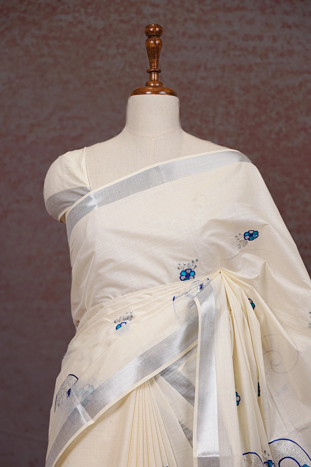 Off White Cotton Kerala Saree