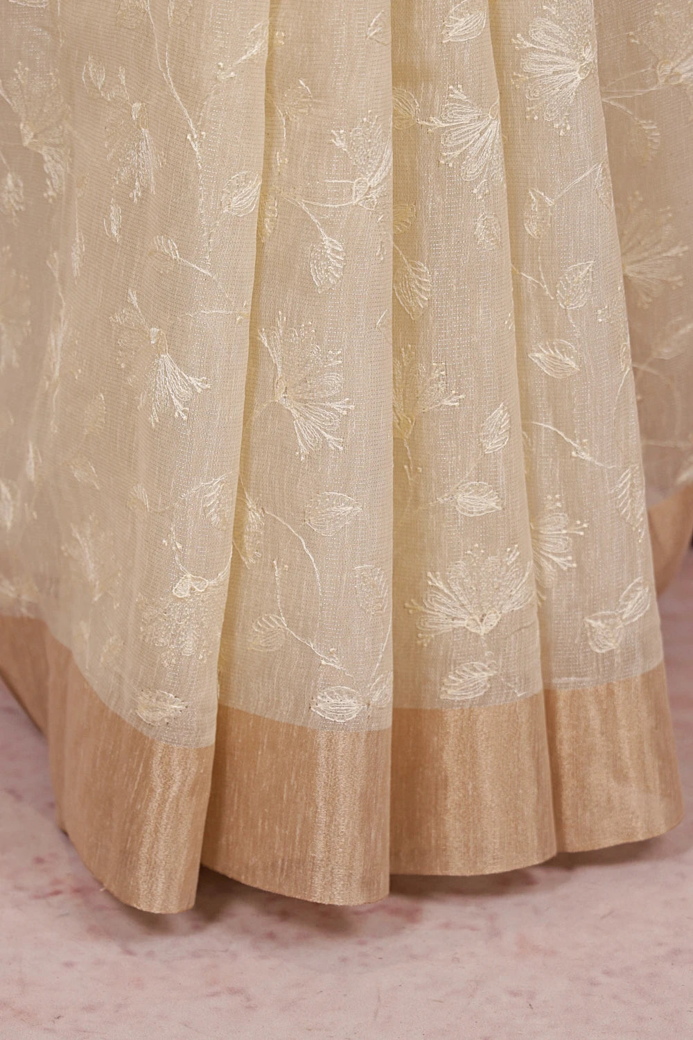 Off white kota saree self-tone thread work in leaf pattern with copper border - Seematti