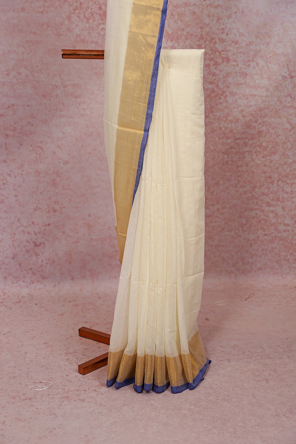 Off White Mul Cotton Kerala Saree