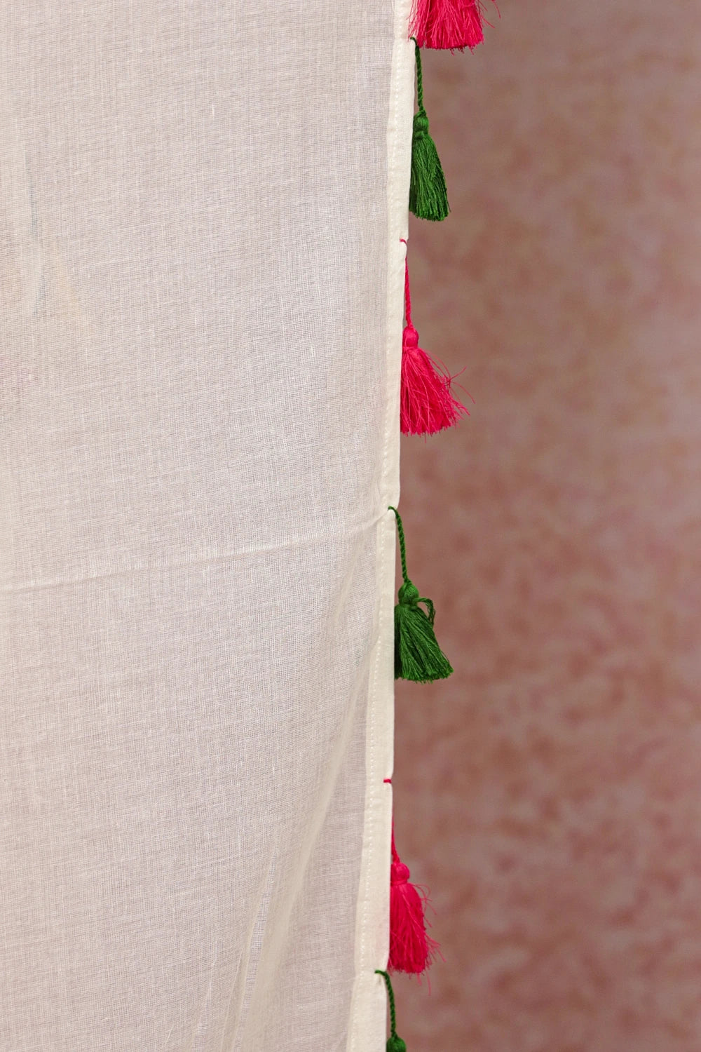 Off White Mul Cotton Kerala Saree
