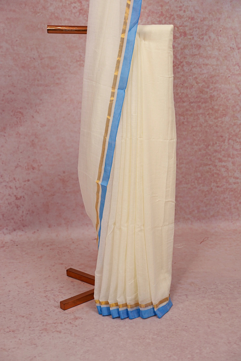 Off White Mul Cotton Kerala saree
