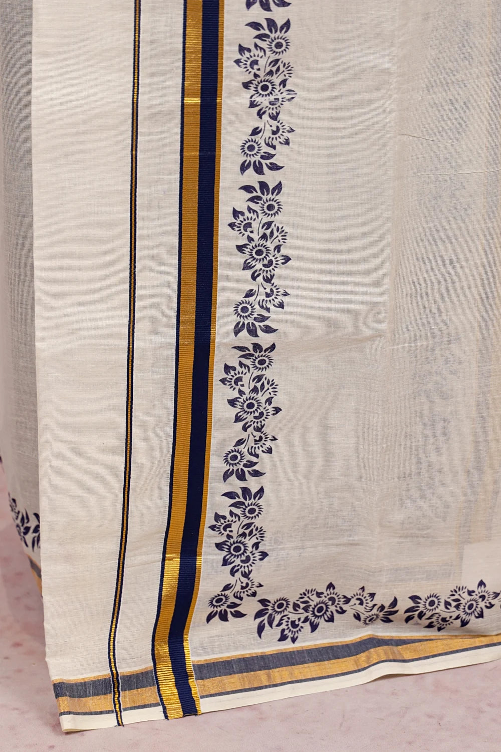 Off White Cotton Set Mundu