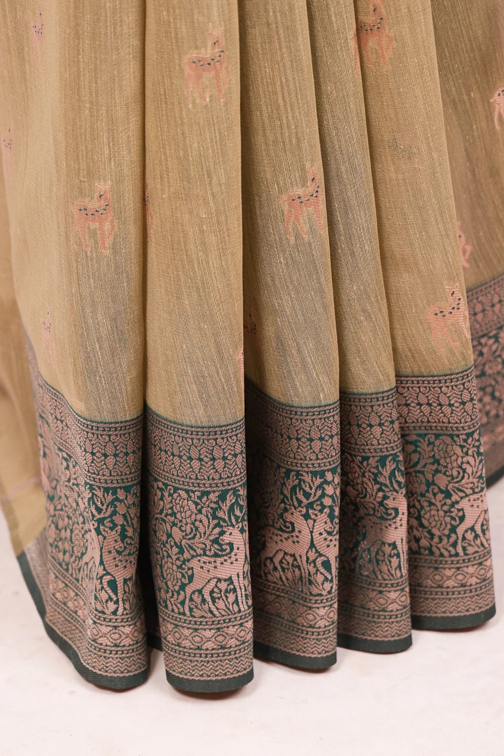 Chikku Color Semi jute Saree