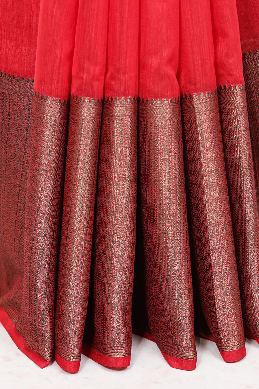 Red Semi Jute Saree