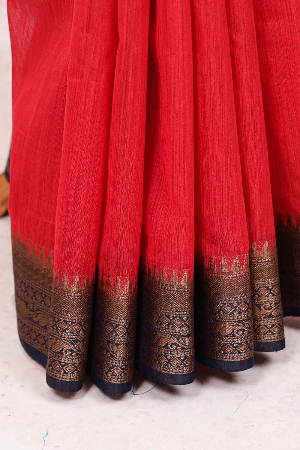 Red Semi Jute Saree