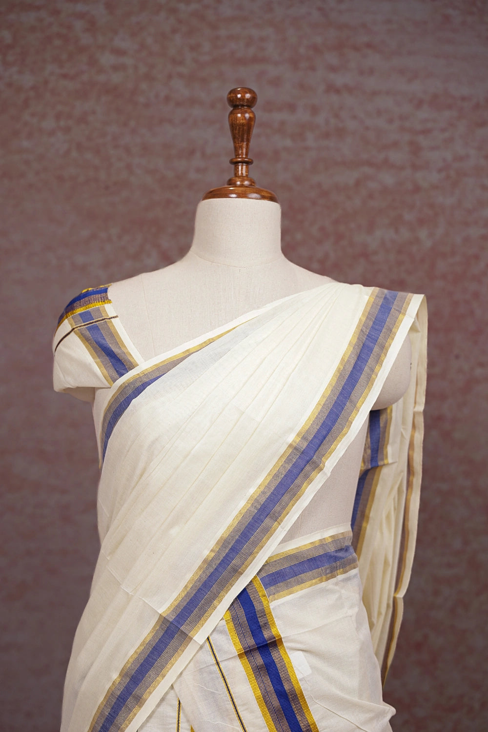 Off White Cotton Set Mundu