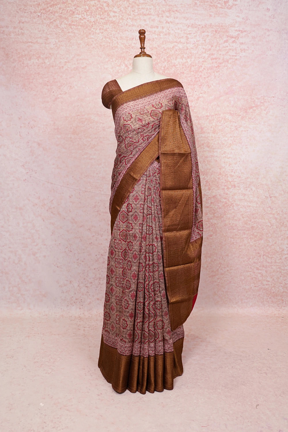 Salmon Peach Semi Jute Saree - Seematti