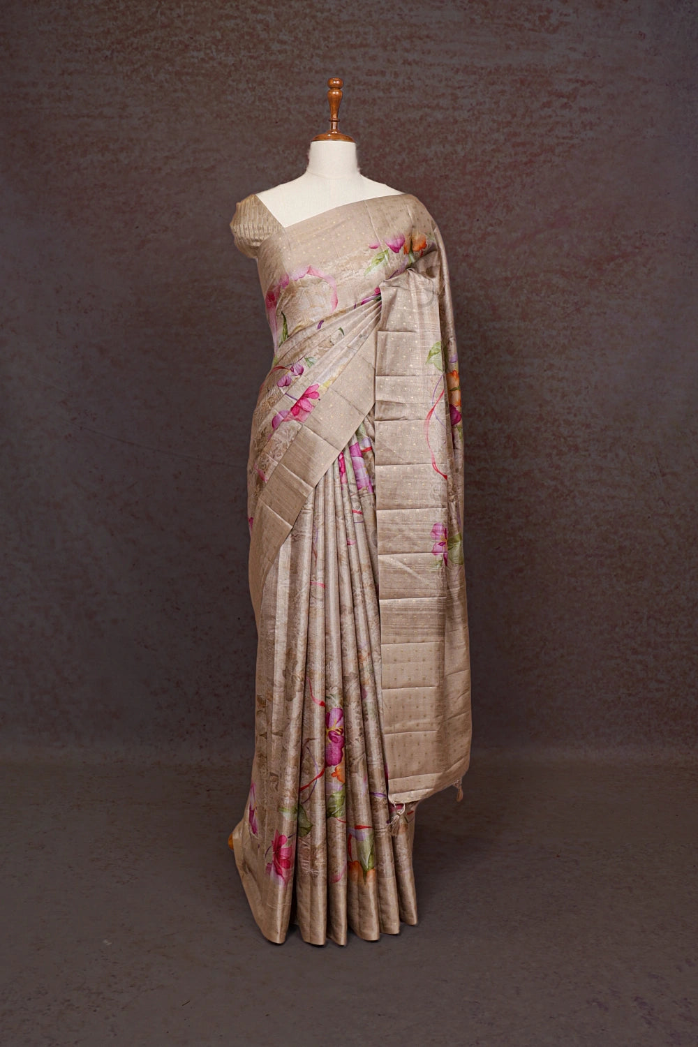 Chikku Color Semi Tussar Saree