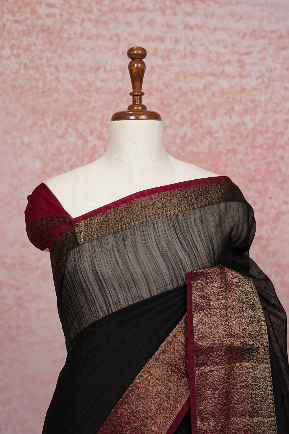 Black Semi Linen Saree With Zari Border - Seematti