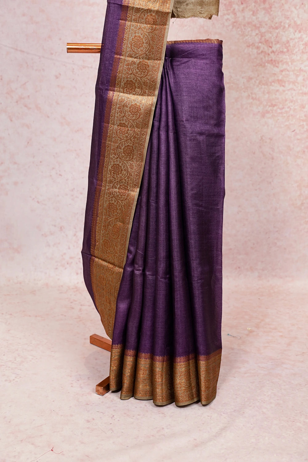 Violet tussar silk saree pallu with designer border detail