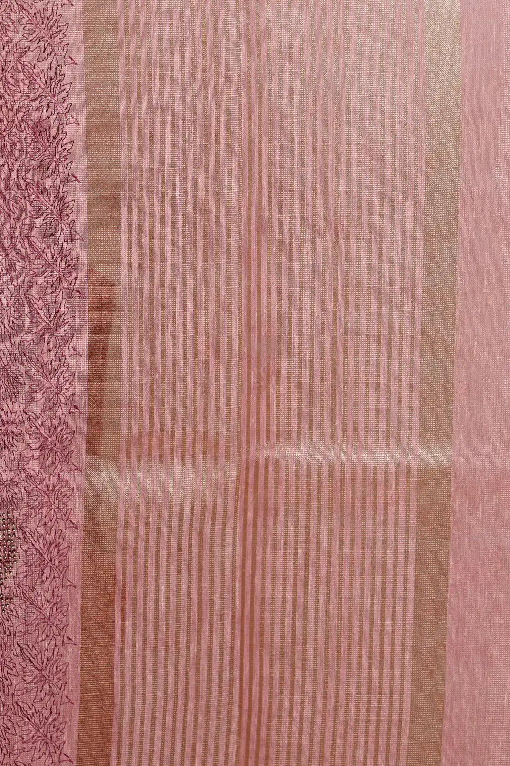 Semi tissue saree fabric texture, thread and stone work detail