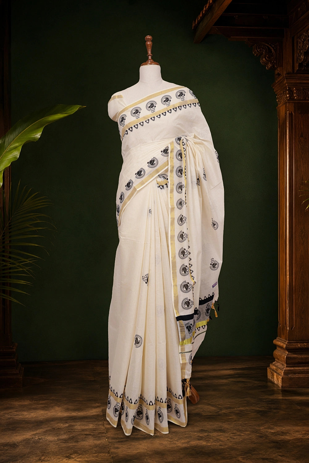 Off White Cotton Kerala Saree