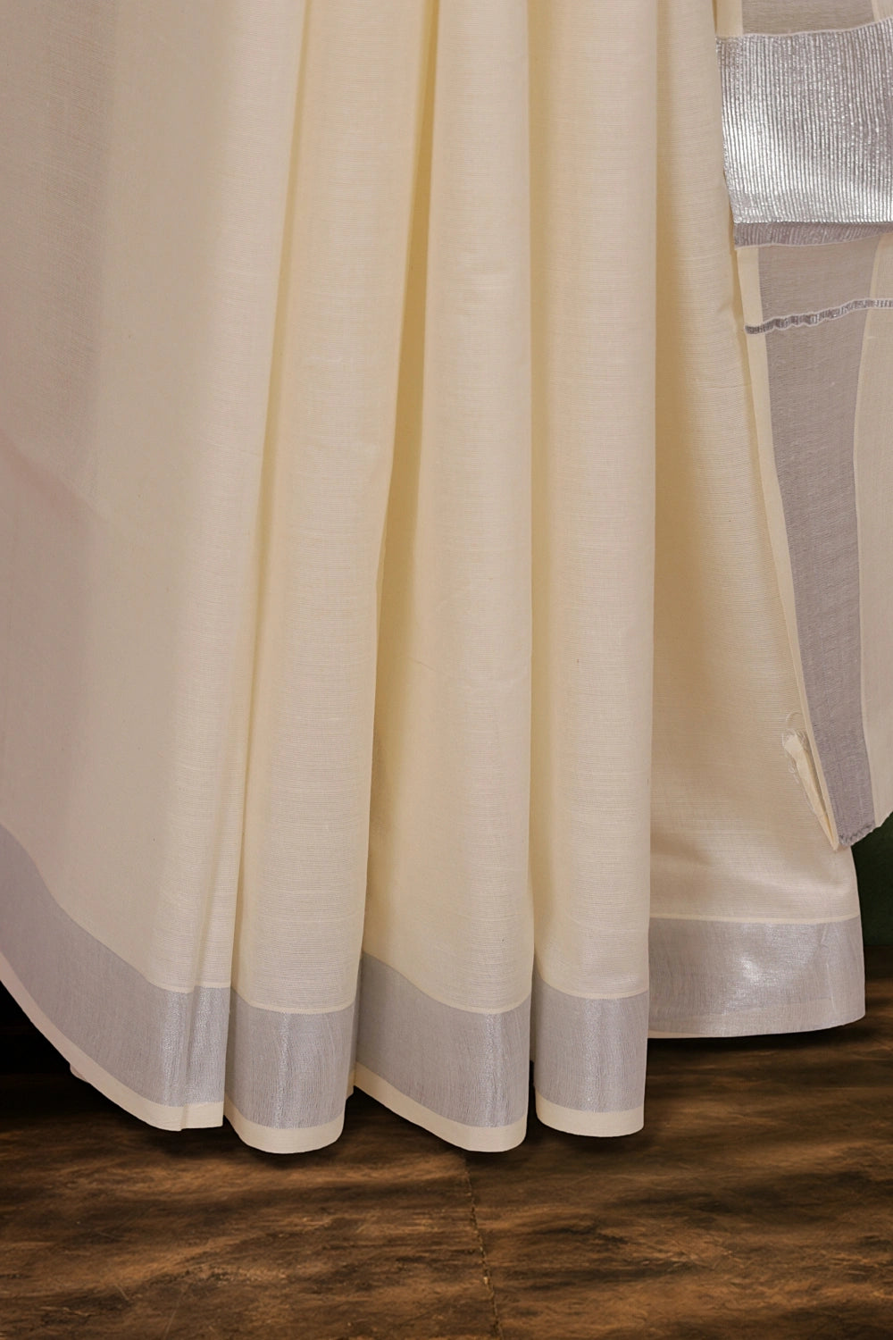 Off White Cotton Kerala Saree