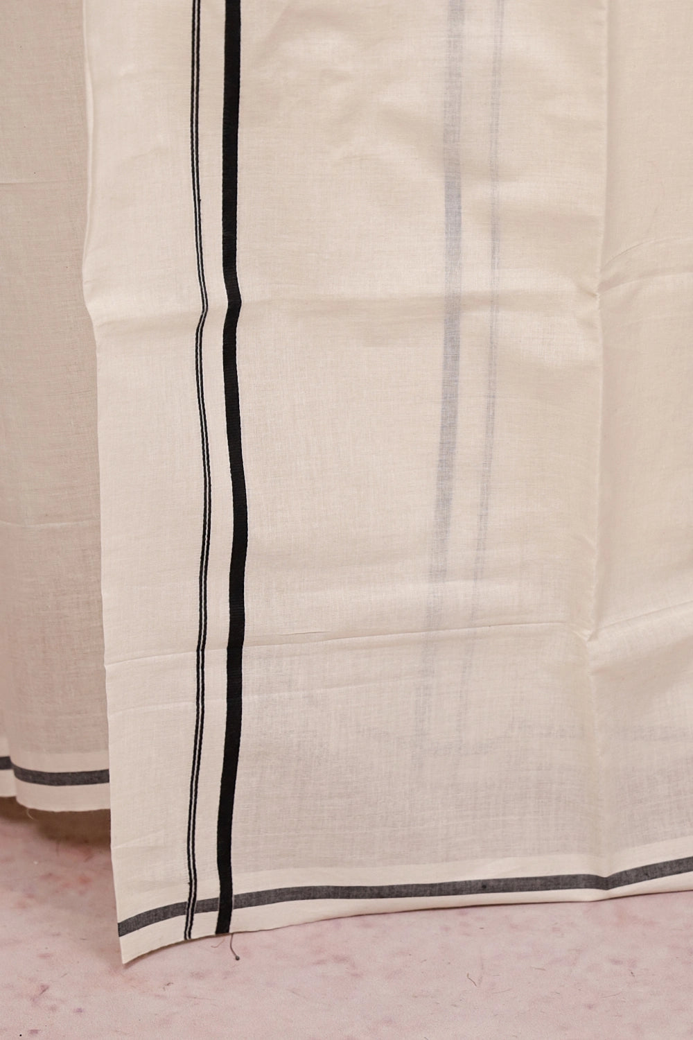 Off White Cotton Set Mundu
