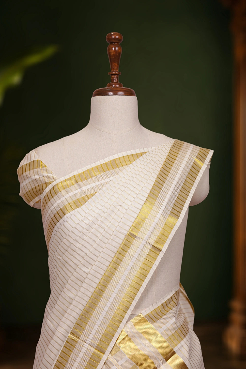 Off white Cotton Set Mundu