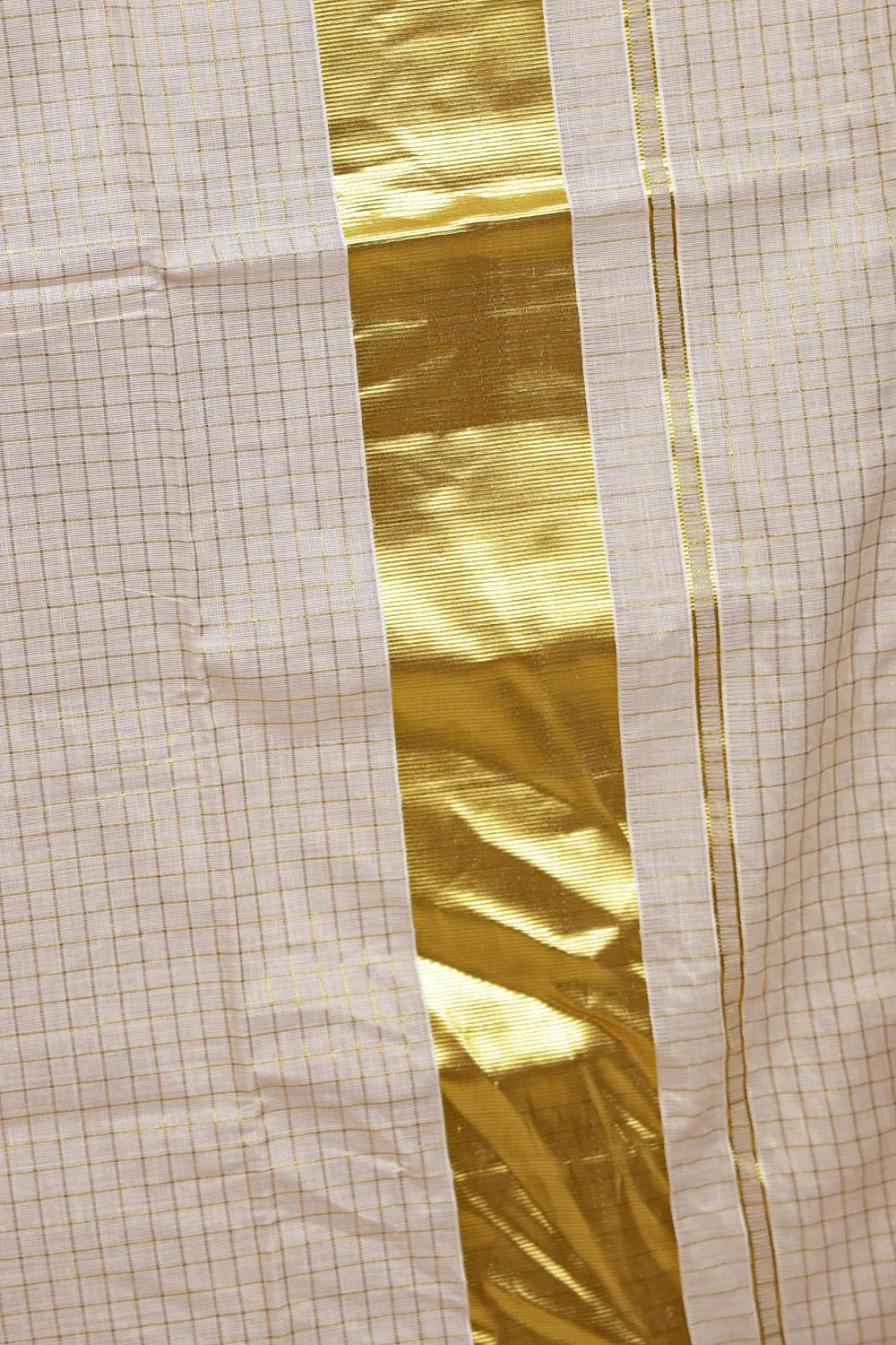 Off White Cotton Set Mundu