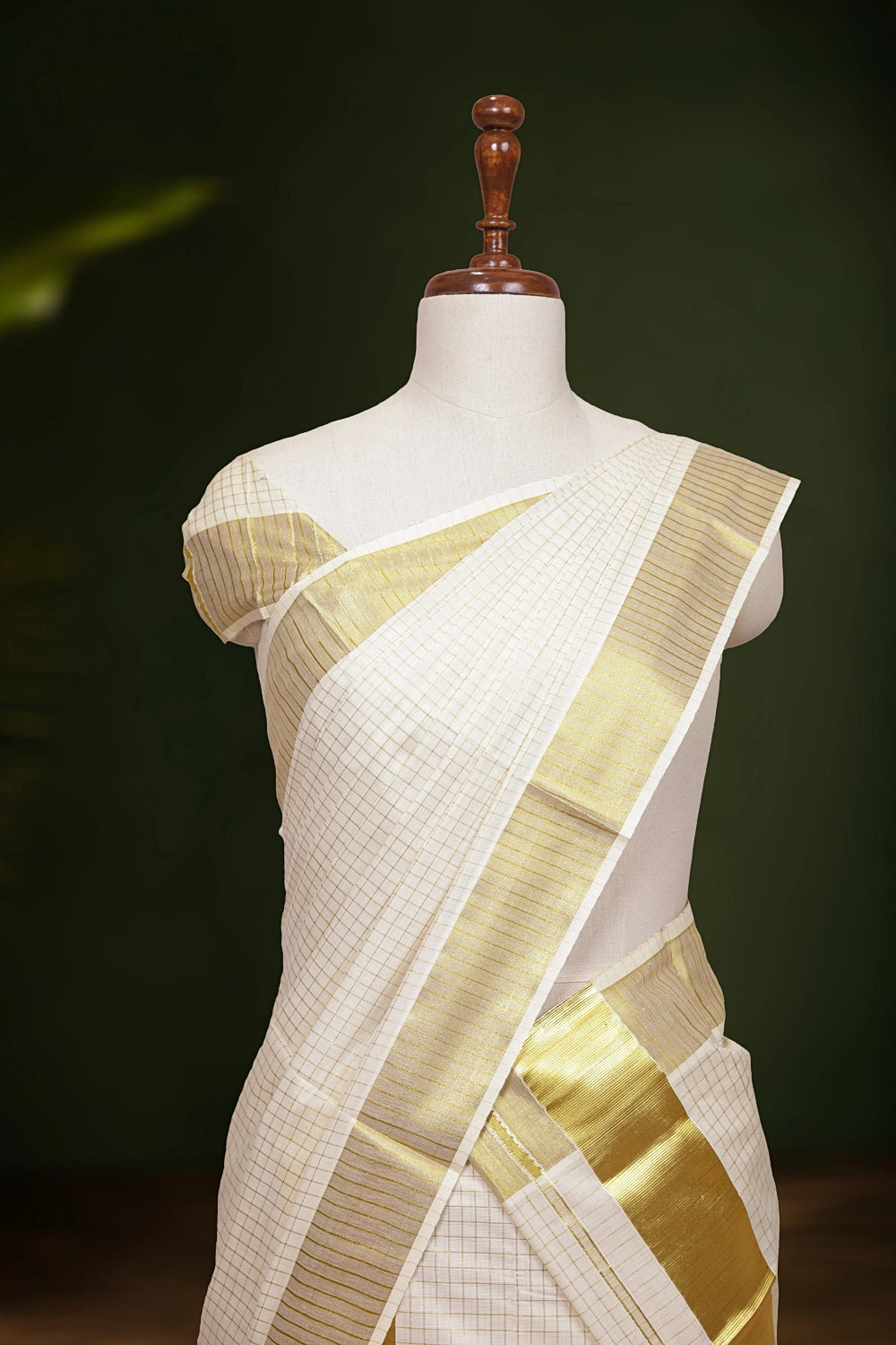 Off White Cotton Set Mundu