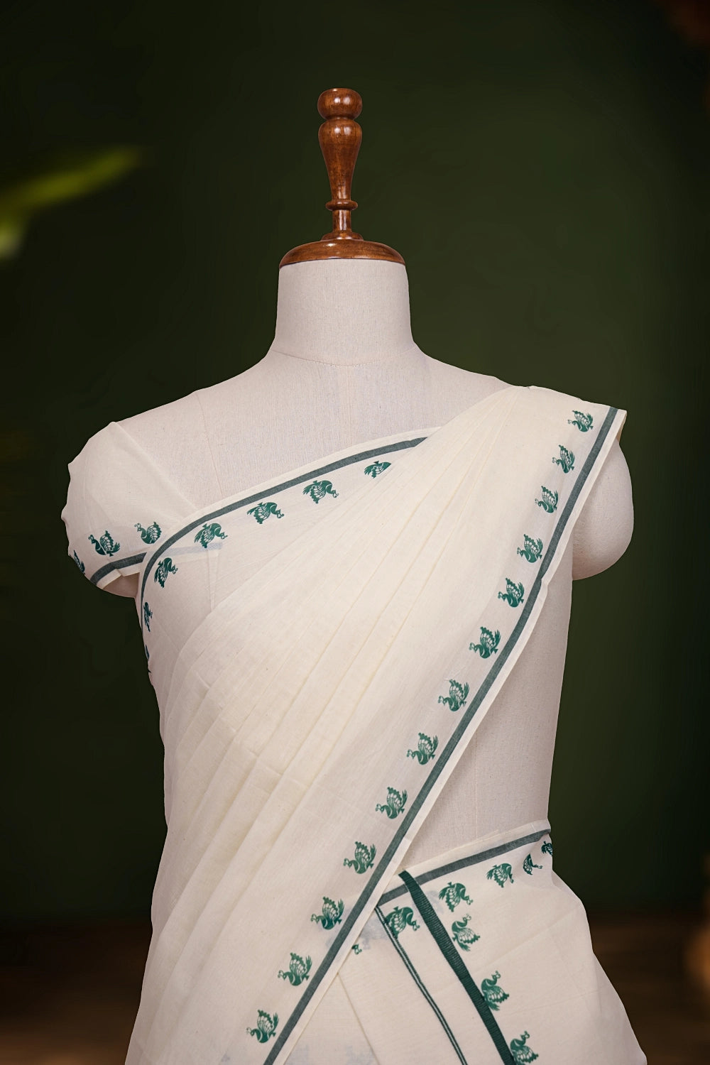 Off White Cotton Set Mundu