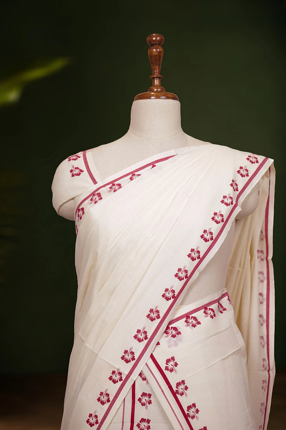 Off White Cotton Set Mundu