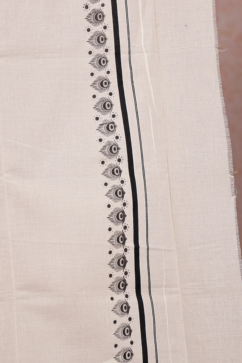 Off White Cotton Set Mundu