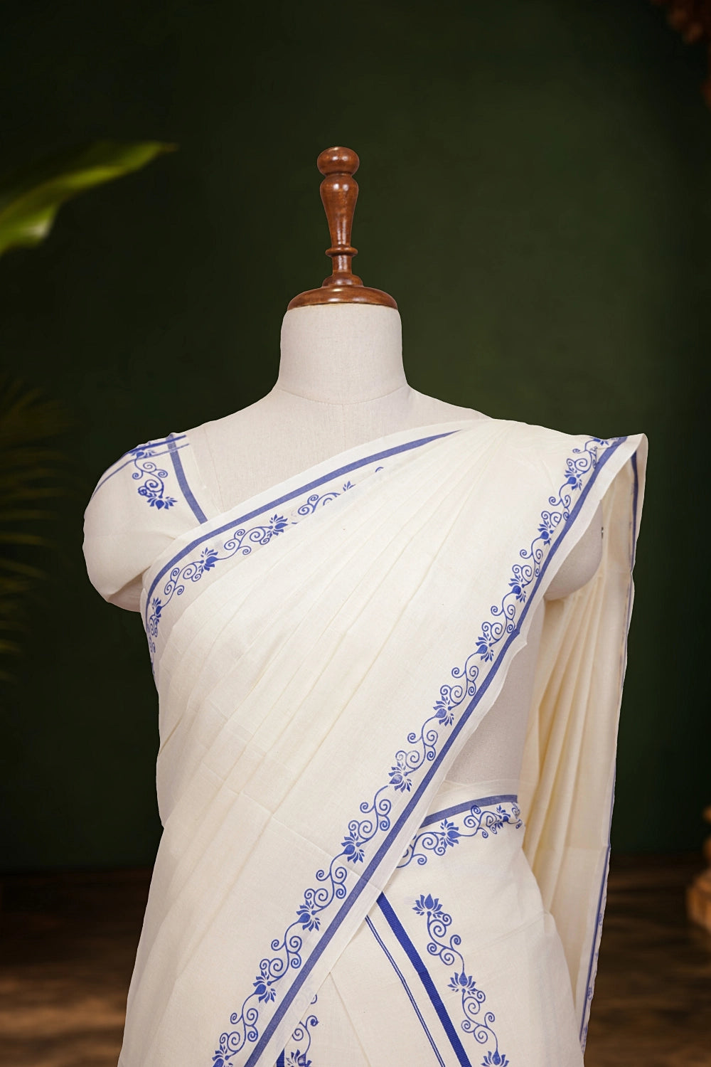 Off White Cotton Set Mundu