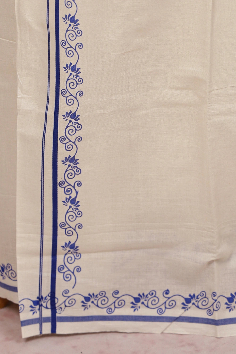 Off White Cotton Set Mundu