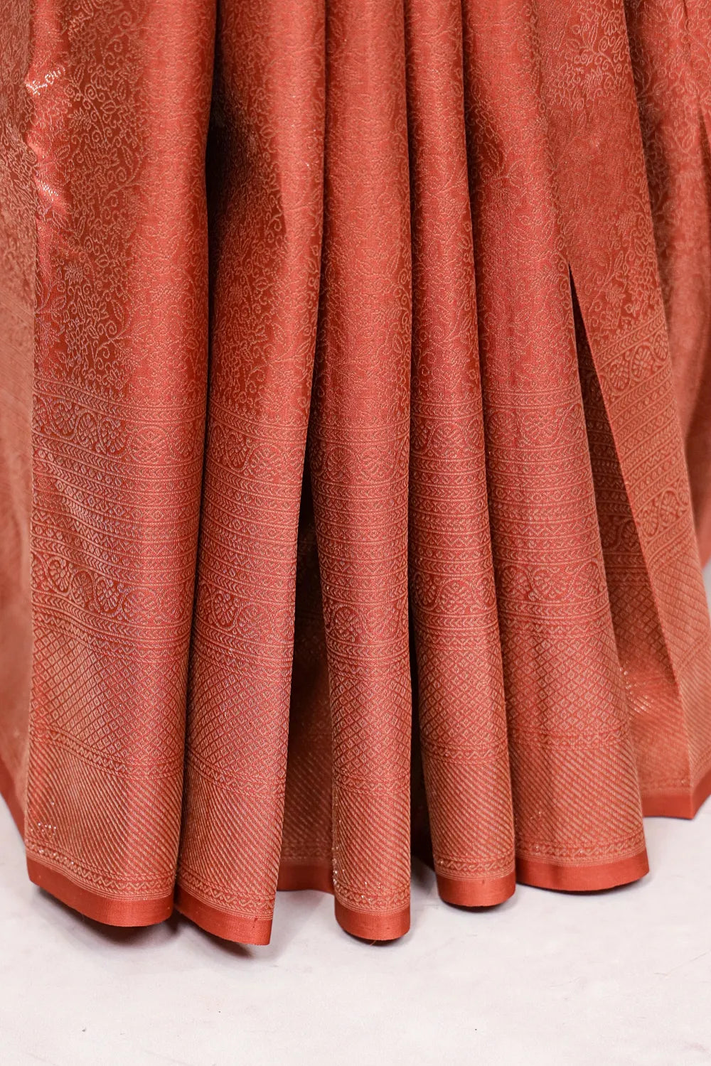 Onion Color Kancheepuram Silk  Saree
