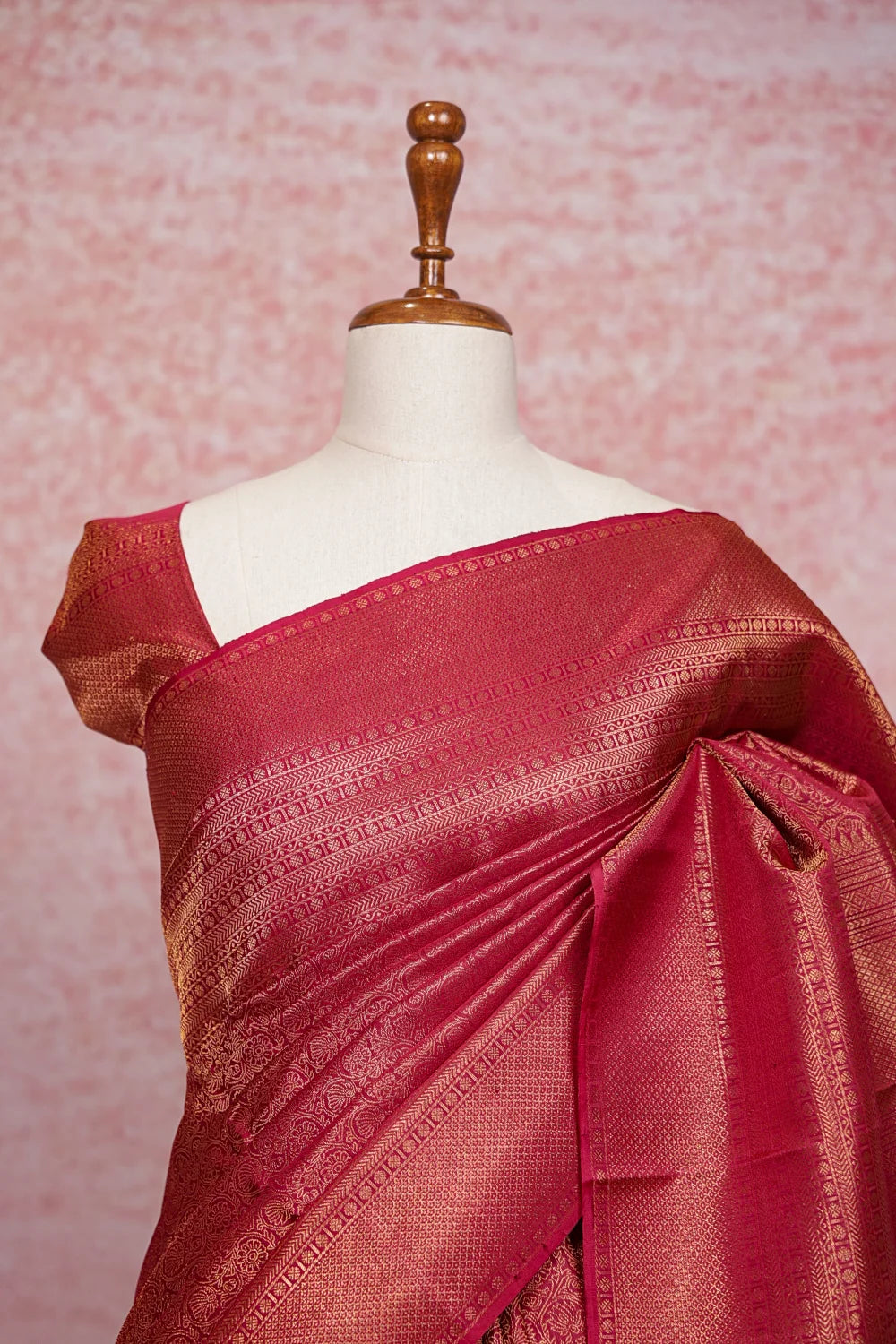 Dark Onion Color Kancheepuram Silk Saree