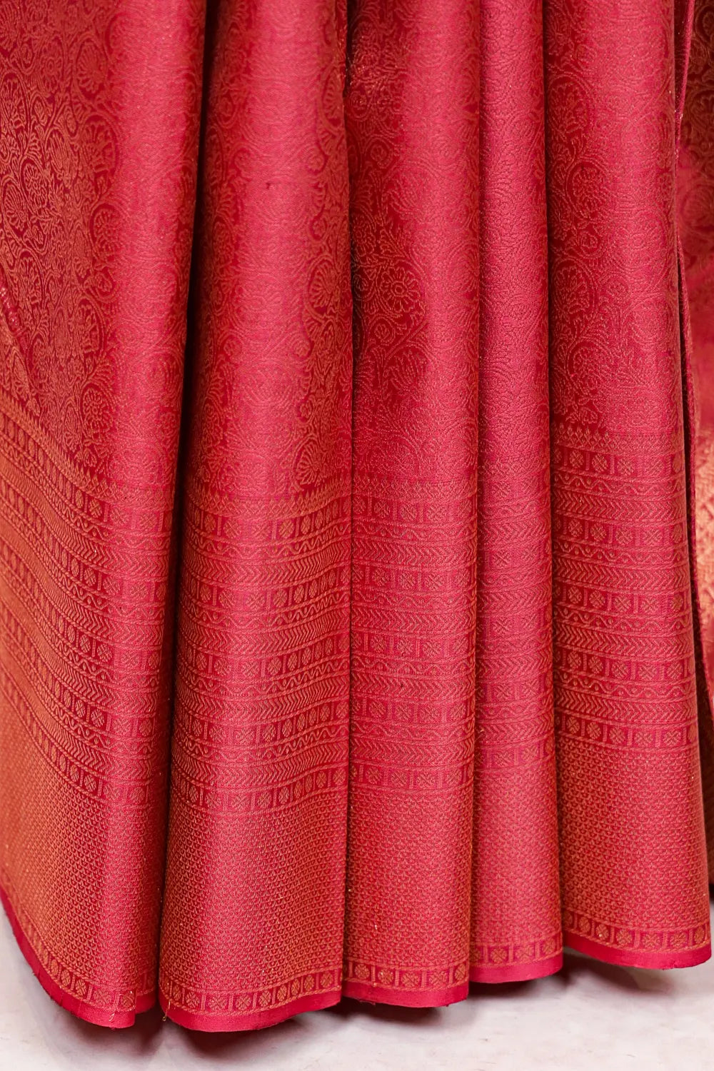 Dark Onion Color Kancheepuram Silk Saree