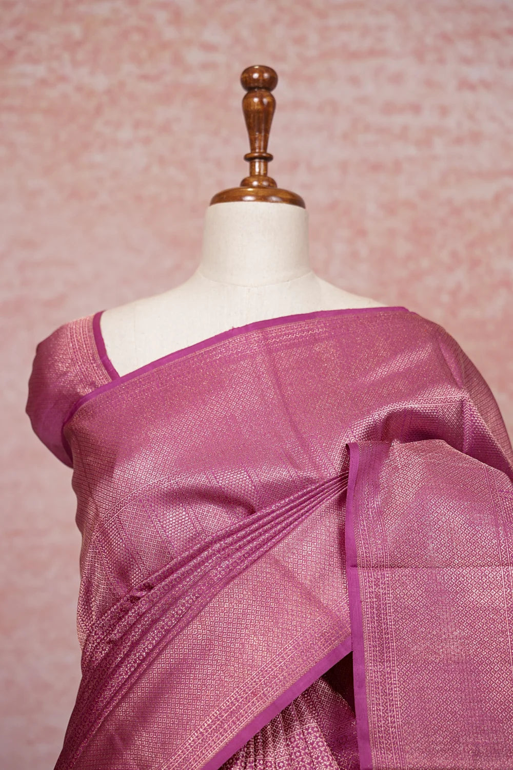 Onion Pink Kancheepuram Silk Saree