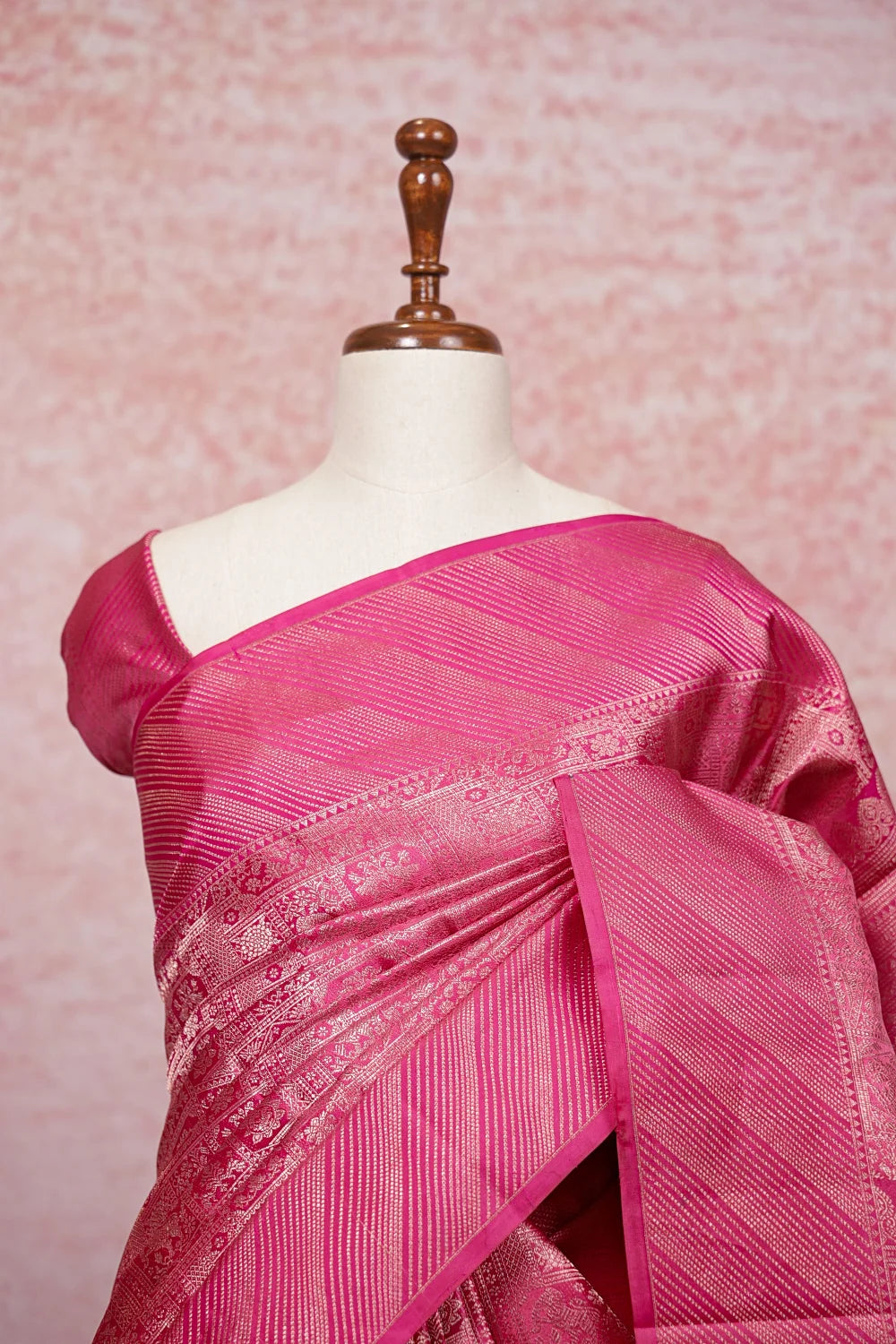 Onion Pink Kancheepuram Silk Saree
