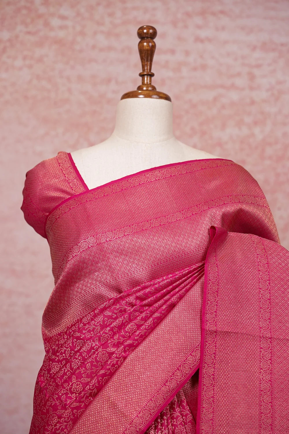 Pink Kancheepuram Silk Saree draped shoulder close-up with brocade pattern