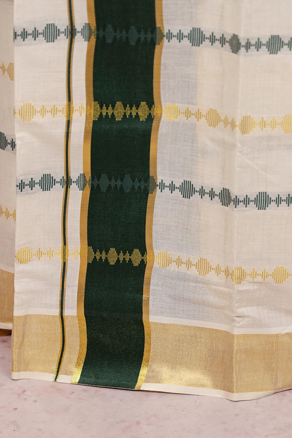 Off White Cotton Kerala Saree