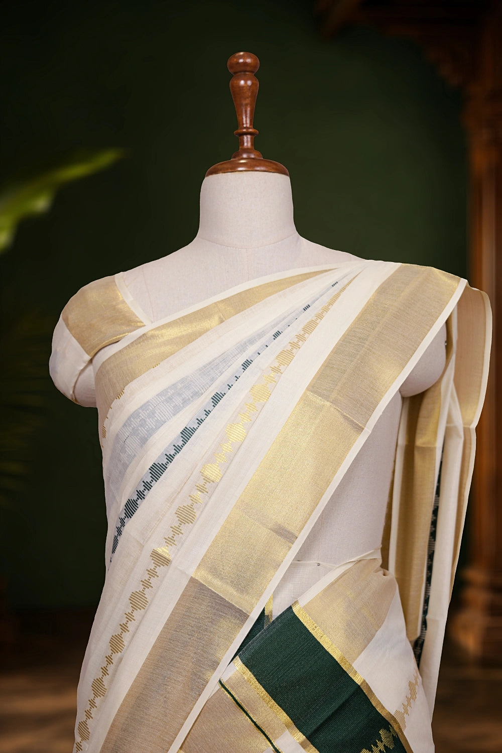 Off White Cotton Kerala Saree