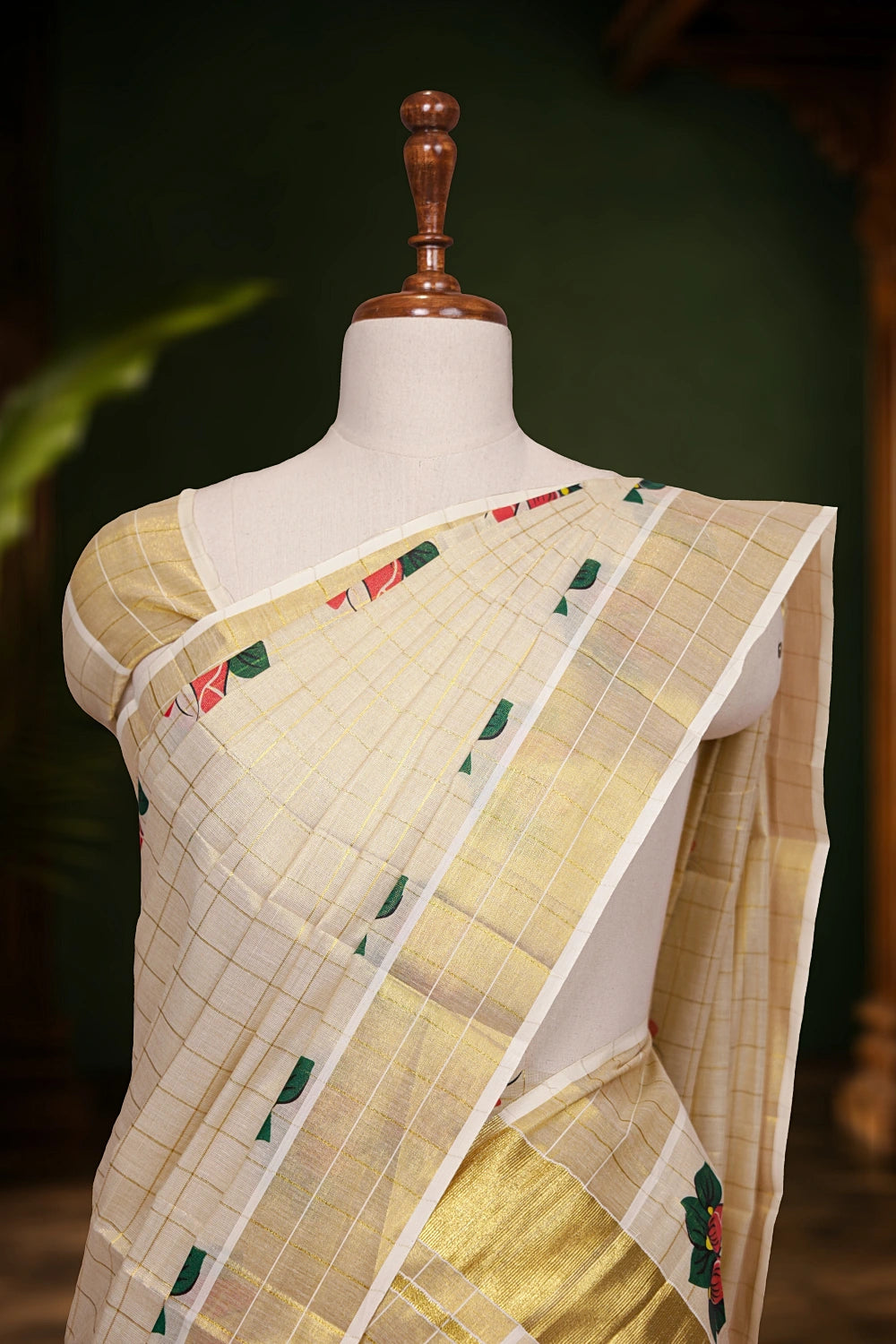 Golden Tissue Kerala Set Mundu