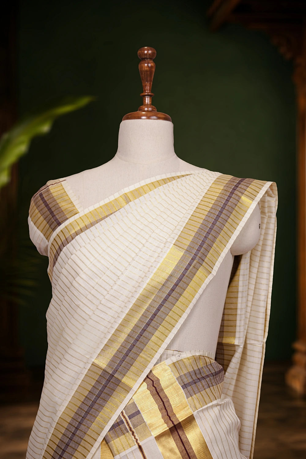 Off White Cotton Kerala Set Mundu