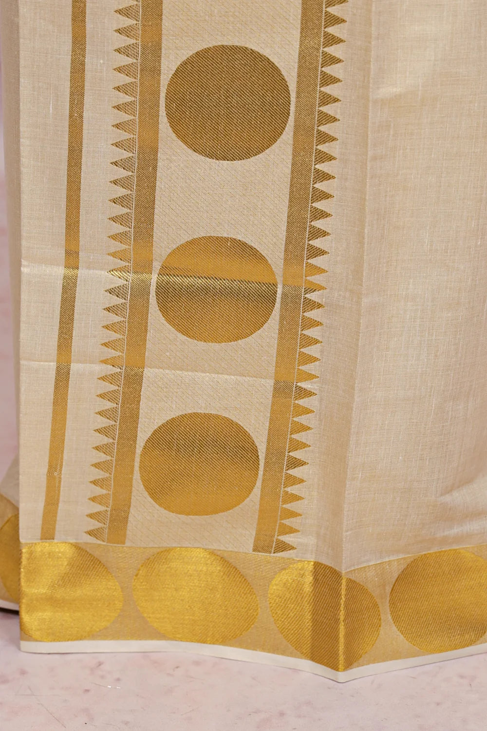Golden Tissue Kerala Set Mundu