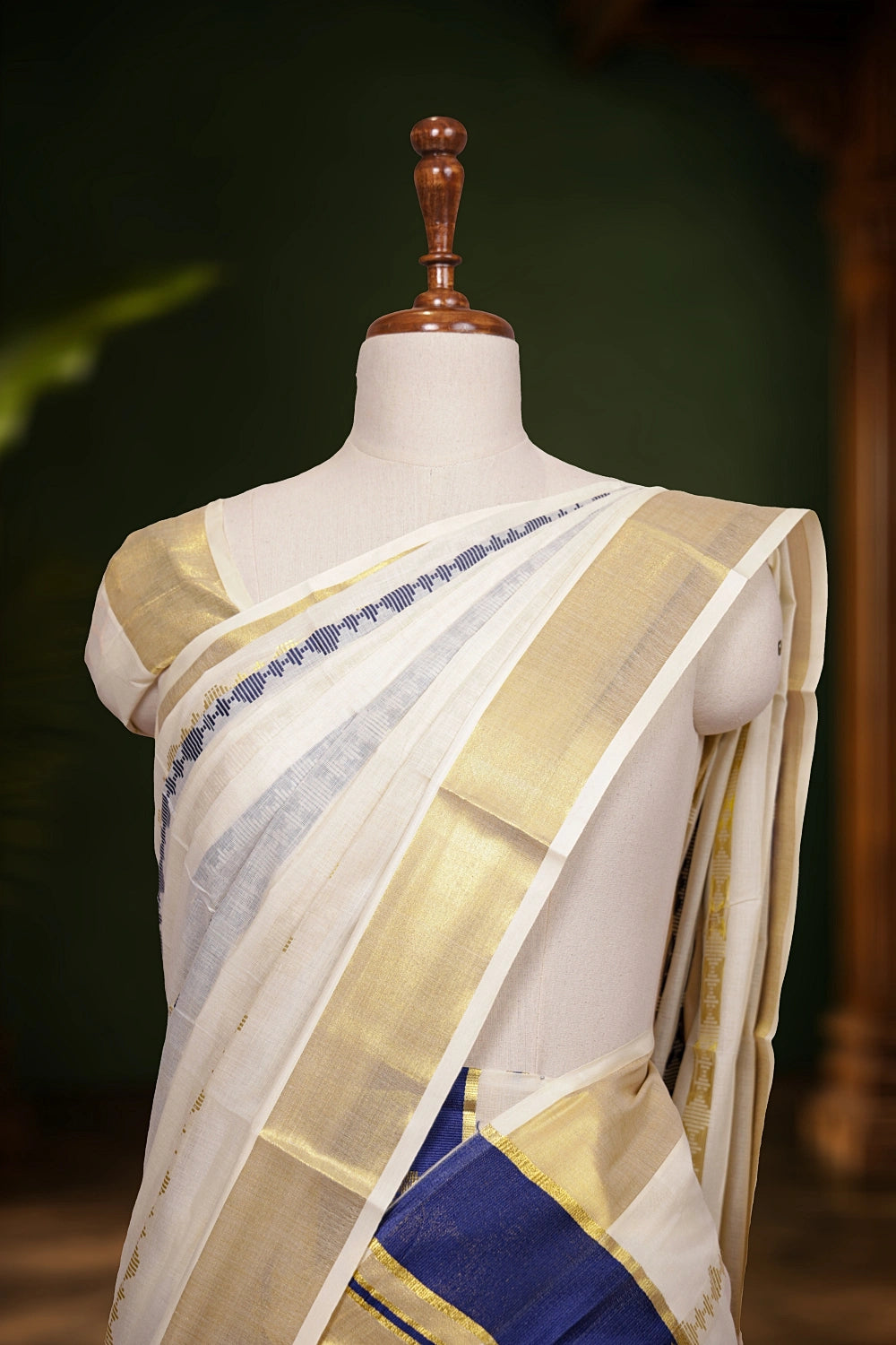 Off White Cotton Kerala Set Mundu